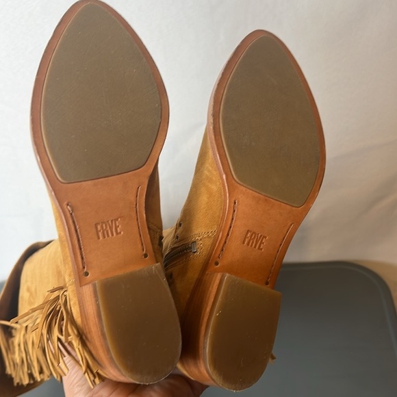 Frye Ray Fringe Over the Knee Tall Suede Grommet Pointed Toe Boots Tan 6.5 - Picture 8 of 13